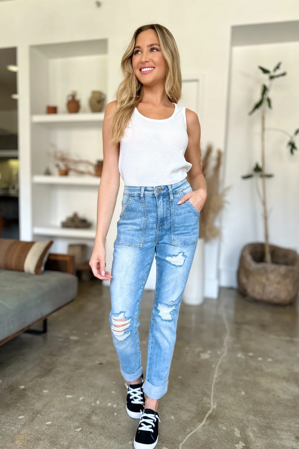 Judy Blue Full Size Distressed Straight Jeans with Patch Pockets - Lositime