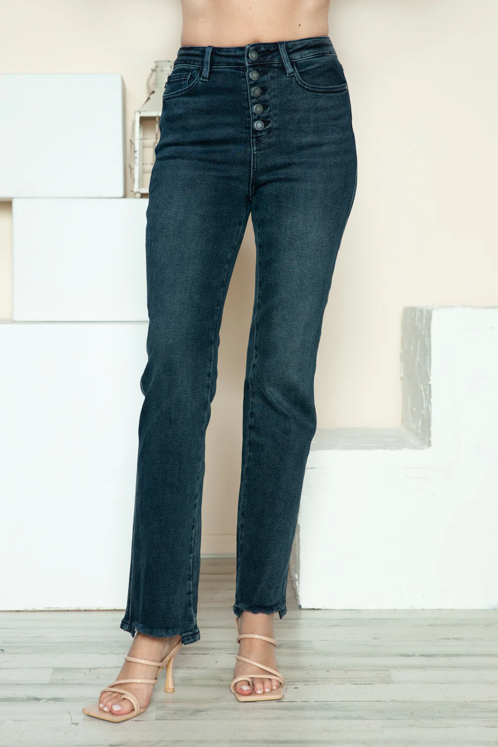 Judy Blue Full Size Button Fly Hem Destroy Straight Jeans - Lositime