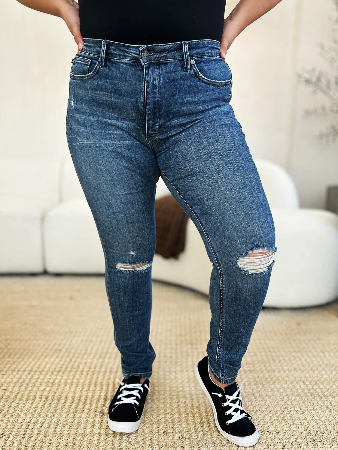 Judy Blue Full Size Mid Waist Distressed Slim Jeans - Lositime